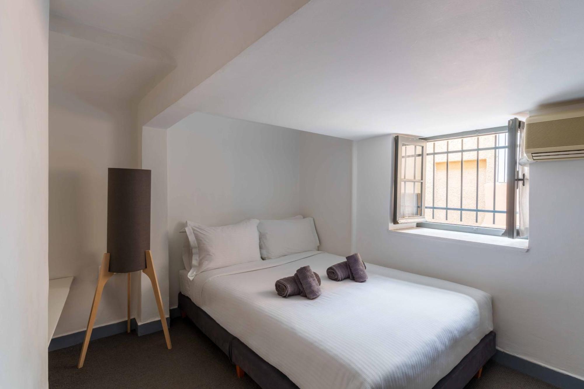 Art Pantheon - Suites & Apartments Athena Bagian luar foto