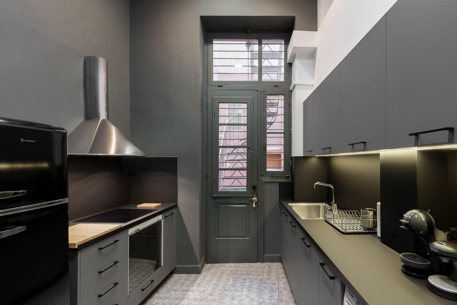 Art Pantheon - Suites & Apartments Athena Bagian luar foto