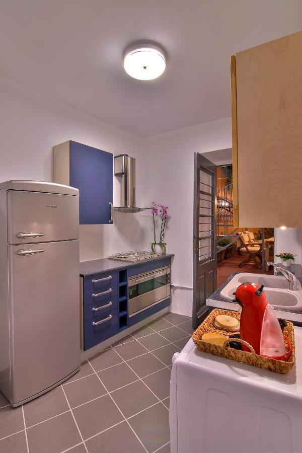Art Pantheon - Suites & Apartments Athena Bagian luar foto